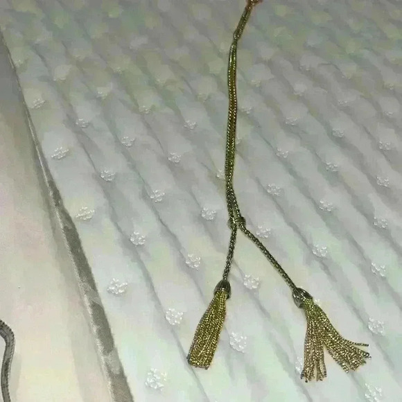 Goldtone tassel necklace - Picture 1 of 5